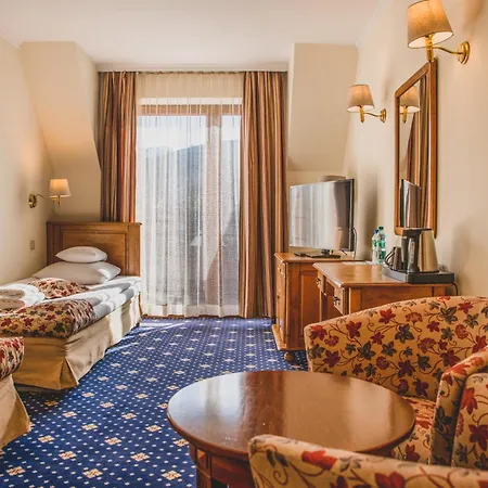 מלון דירות Krupowki 40 3*