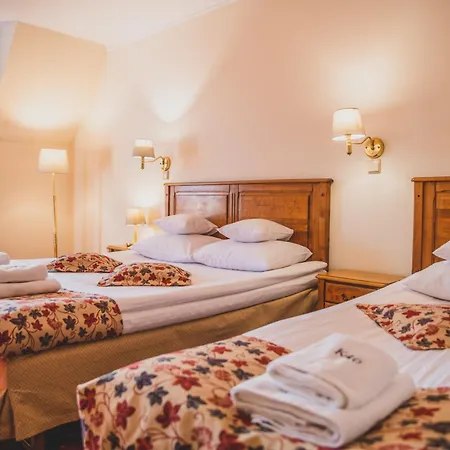 מלון דירות Krupowki 40 3*