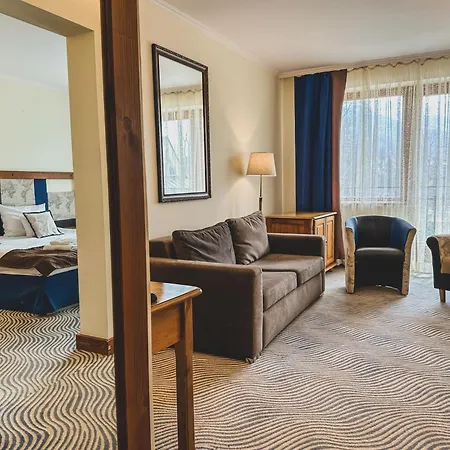 Krupowki 40 זקופאנה